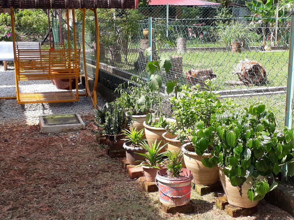 Hotel Teratak Opah Kamunting Taiping Esterno foto