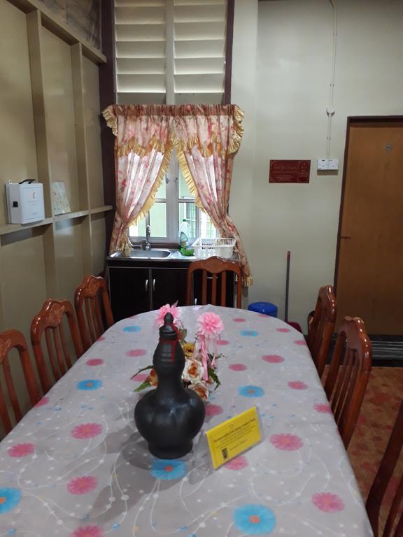 Hotel Teratak Opah Kamunting Taiping Esterno foto