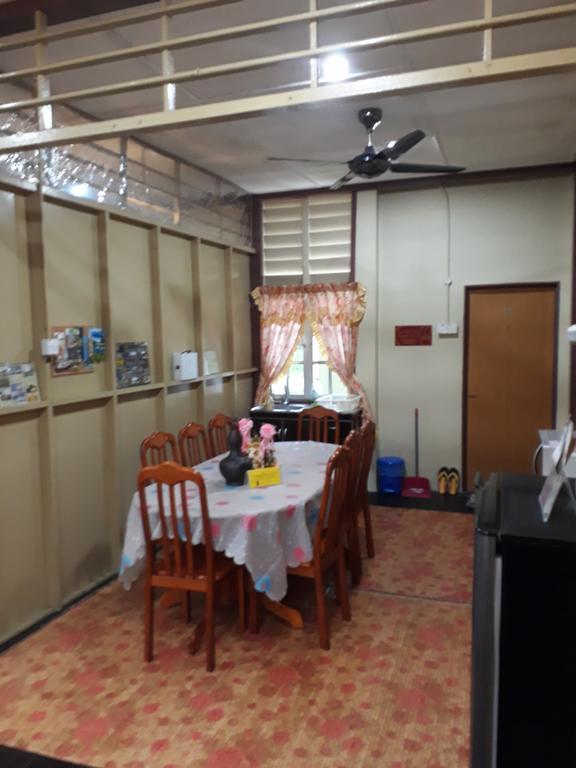 Hotel Teratak Opah Kamunting Taiping Esterno foto